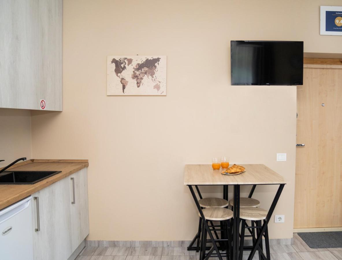 קובנה Cozy Stay Apartment מראה חיצוני תמונה